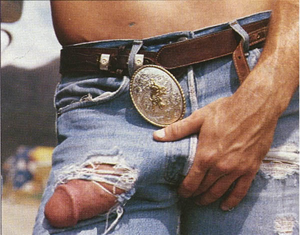 fuckyeahdaddies:  From Fuck Yeah Daddies! 