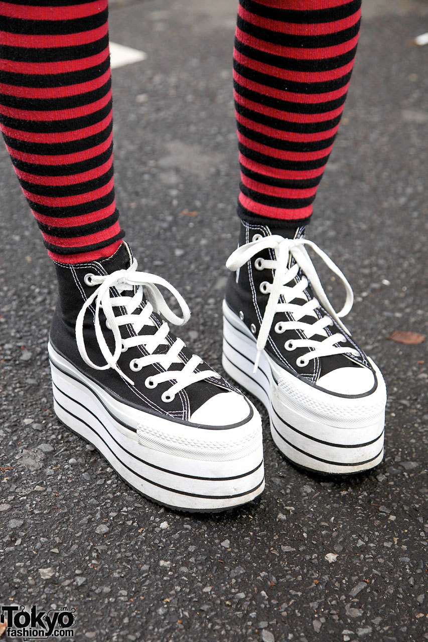 Striped socks & Nadia Harajuku platform Converse... | Tokyo Fashion