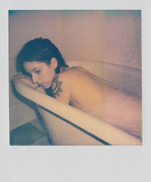 obregon: cam, tub / 2011 from Instant Cam &lt;3