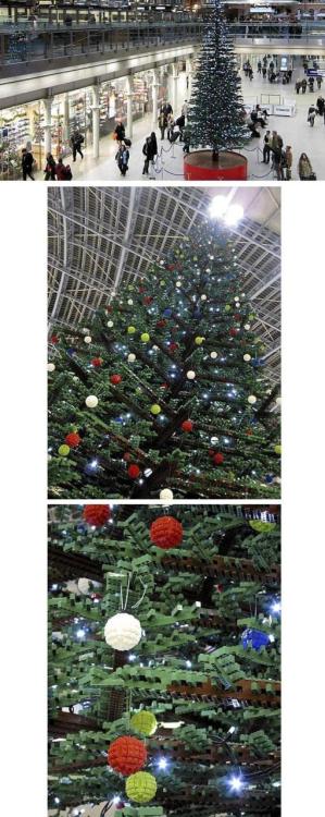 world-shaker:
“ Guys. This Christmas tree…
…IT’S MADE OF LEGOS.
”
More images and some video here.
“ A Christmas Tree made out of 600,000 LEGO bricks was recently unveiled at the St Pancras railway station in London, England.
”