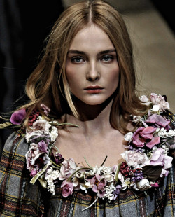 Snejana Onopka @ D&amp;G Fall 2008