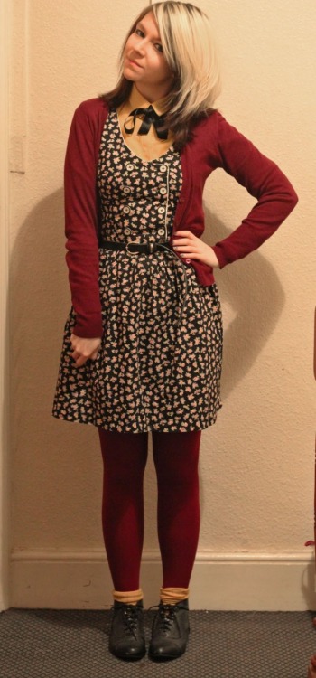 Dark red tights layered with salmon socks on top + floral dress