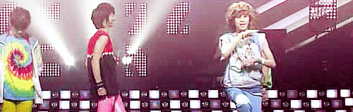 elfshawolb2utytriples:  3016401472 