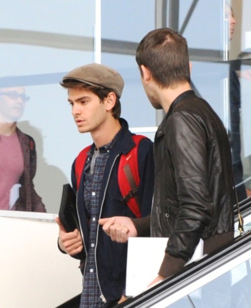 Andrew Garfield: Bambi, Serial Killer, Jewish Girl