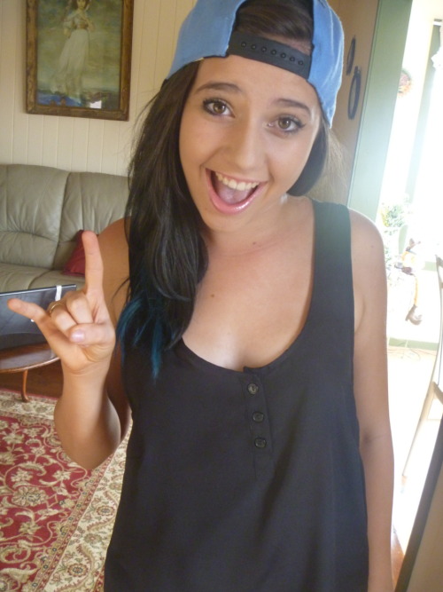 missypxo:  Emmma :P 