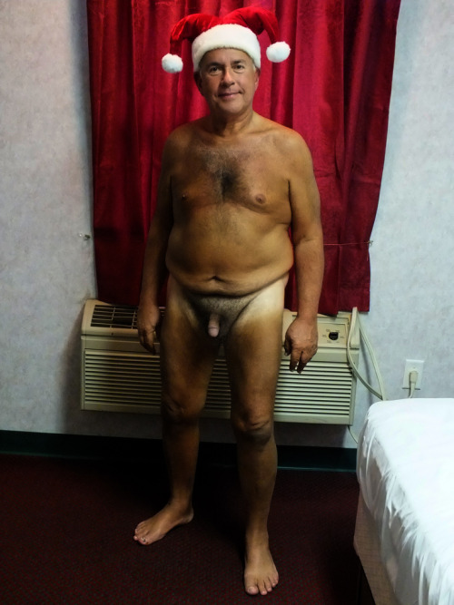 http://senioretgay2.tumblr.com/post/14304310909