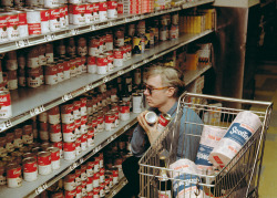 retropopcult:  Andy Warhol gathering supplies (“props”) for his art 