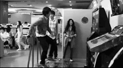 likeabeautifuldisease-deactivat:  T.O.P. &amp; Seungri || Nineteen 