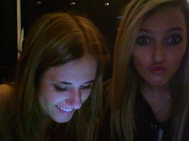 c-r-y-s-t-a-l-visi0ns:  me n mai beszt cousin lol 