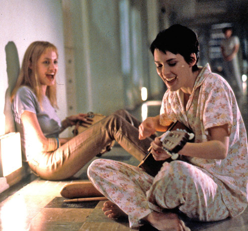 adamantsea:  Love this scene. And the movie. And the song. 