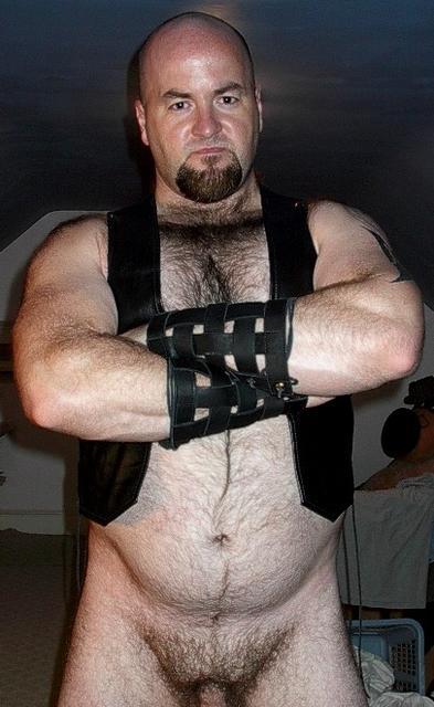 anonbear:  Uxxus Pat  1/2 