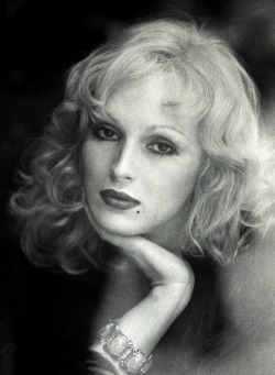 androfeminine:  Candy Darling 