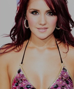 Dulce Maria Photos