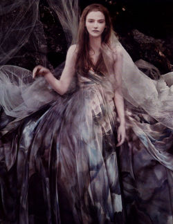Amanda Norgaard by Carlotta Manaigo for L&lsquo;express Styles