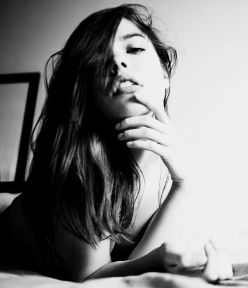 souduire:  Eva Dolezalova 
