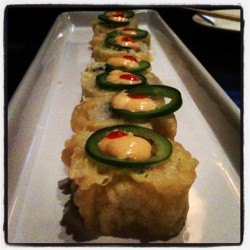 Vegas Roll at Mt. Fuji. Yummy!!! (Taken with instagram)