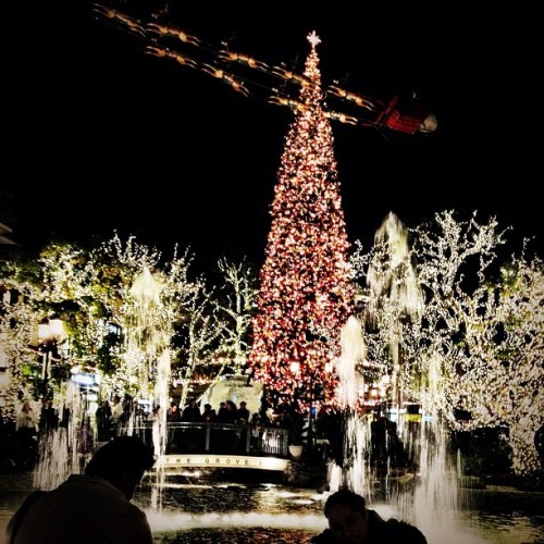 Merry #Christmas – @TheGroveLA (Taken with instagram)