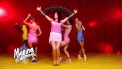 diamondsanddelrey:  geminisaloud: The Family Jewels TV Advert  Lana Del Rey and Marina