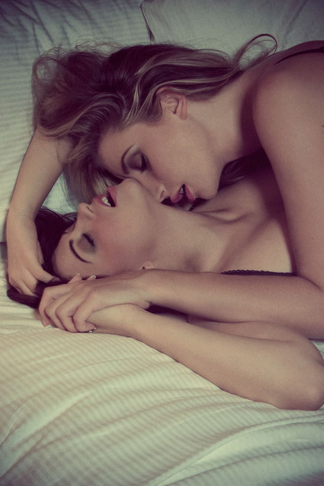 she-loved-her-endlessly:  your-lesbian-friend:  ♡  ♥ Lesbian Blog ♥