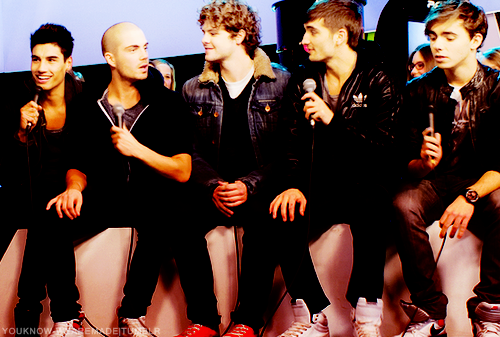 mrs-jaymcguiness:  twaylor:  thisisnotgunnalastf0rever:  thisisnotgunnalastf0rever: Siva: Arw look at me, being pretty. Max: Tom I swear to god if you don’t shut the fuck up I’ll be bringing tomtantrums to a whole new level.Tom: Pipe down Max. Jay: