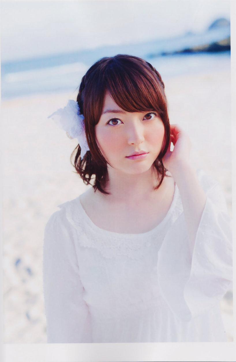 The Big Blue World Girlsbravo 声優 花澤香菜 角度抜きで可愛いと話題に 花澤香菜写真集 ｋａｎａ