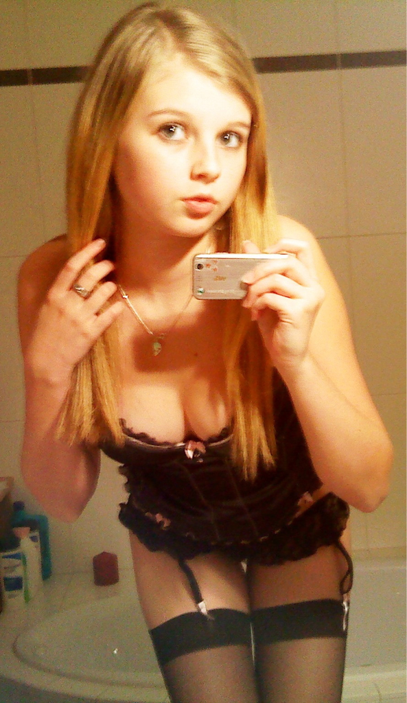taylorrod84:  Bad naughty girl! 