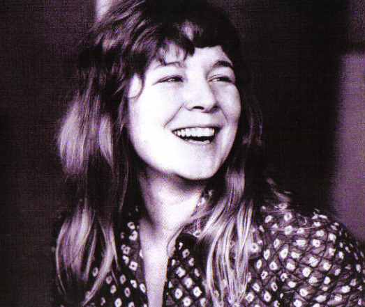 Who Cares For The Feeling of Being Alone?
Though she was familiar to the classic rock hordes of the 1970s, thanks to her guest spot on Led Zep’s “Battle of Evermore,” I don’t think Sandy Denny ever “broke” in the U.S.A. She certainly didn’t play here...