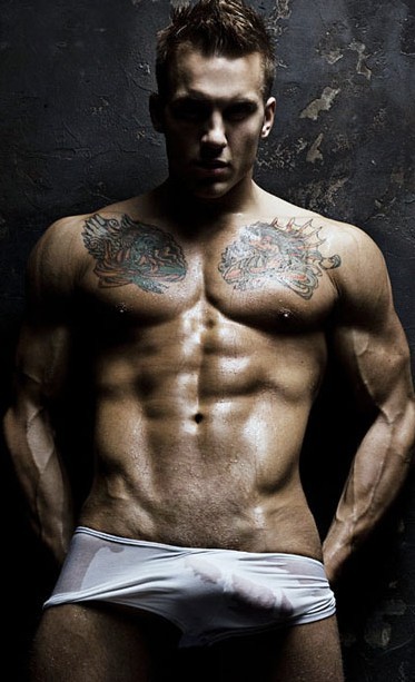 btrain420:  saw this pic and got an urge to rip his underwear off with my teeth…:)