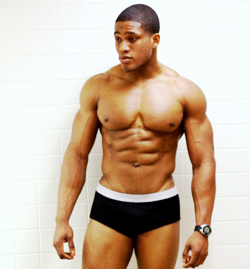 youknowyouwantsit:  miggdeangel:  YESS  Dear God 