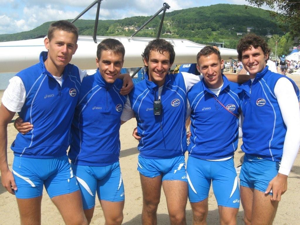 visiblepenisline:  Hello Boys! 