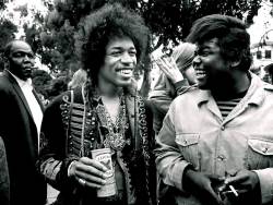 lolawasthecat:  Jimi Hendrix and Buddy Miles.