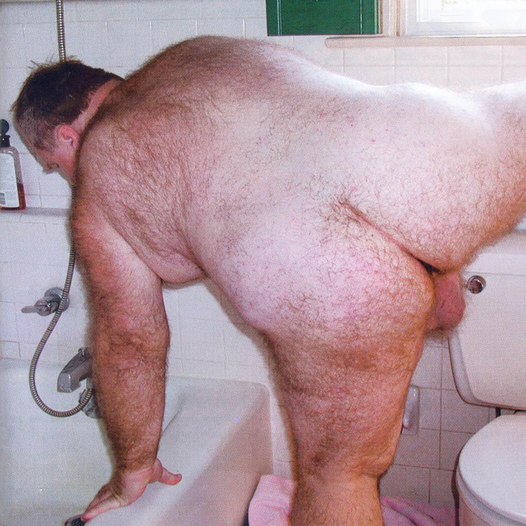 bad-daddies:  Calling all bad dads! If you’d like to be featured on Bad Daddies,