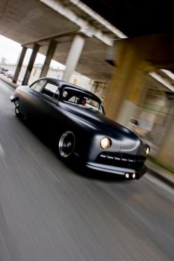 mypma:  incollaborationwithdeath:  Best looking car I’ve ever seen! 1950’s Lincoln.  Sinister 