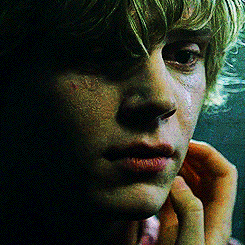 tateviolet:  “I love you Tate. But I can’t forgive you.” 