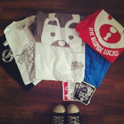 Goodies from @abandonshipapparel and @bridgetblonde