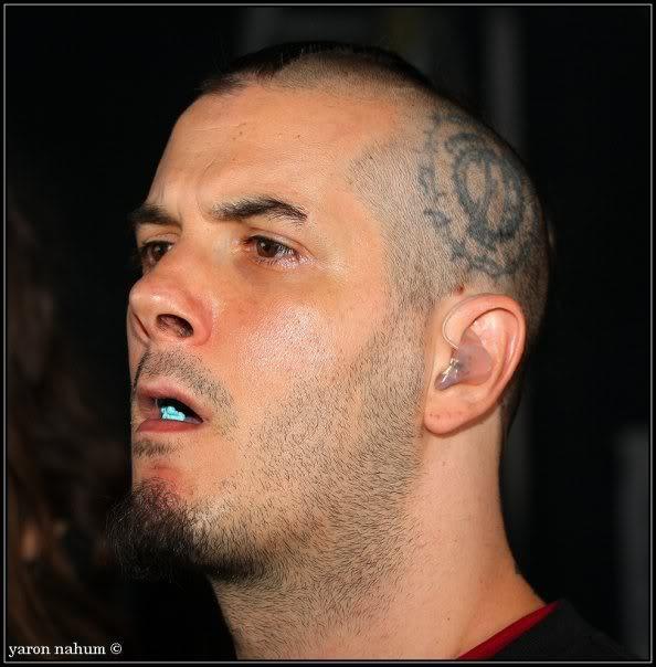 BLACK TOOTH GRIN