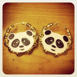 missodessa:  Bamboo panda earrings http://Killture.com    Pretty fucking dope!