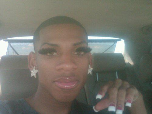 aduhm:  rihanna has never looked better 