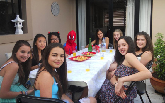 youngandundecided:  teen-with-twins:  my sister went to a dress up party. guess which