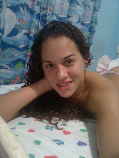 sololatinas:  she is from margarita island in venezuela recuerden que pueden enviar sus fotos de manera anonima a solo_latinas@hotmail.com remember submit your body pictures anonimously to solo_latinas@hotmail.com 