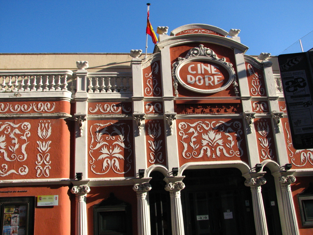 love-spain:
“ Cine Dore is the cinema for Spanish Filmoteca Nacional.
The place in Madrid to see great movies.
Love-Spain
”
Uh, how did I not know about this when I was in Madrid?