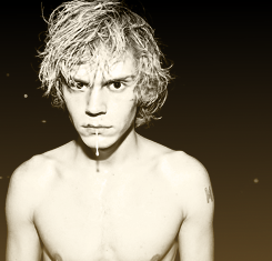 jess-ay:  your face is ruining my life↳ evan peters 