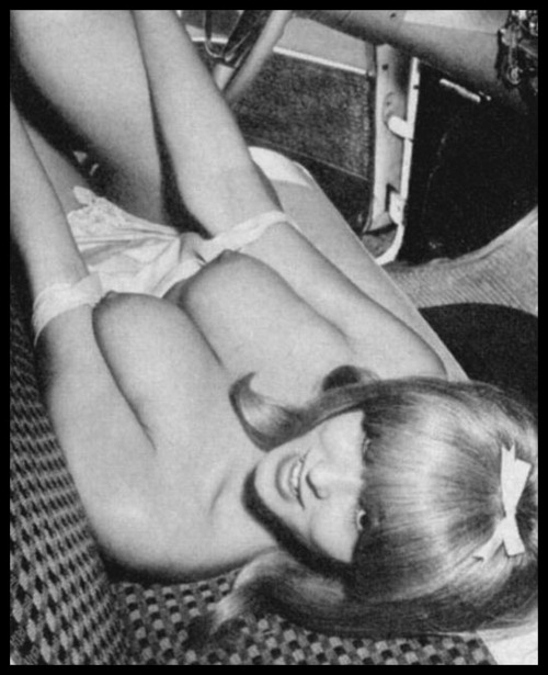 http://nudevintage.tumblr.com/post/14621853684
