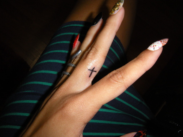 Tattoo Odstudio - Finger tattoo | Facebook