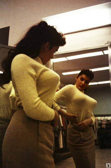 laurelandhectorvintage:  Sweater Girl