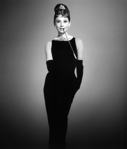 My fashion icon, role model and muse. You are perfection and I am in awe of you. AUDREY HEPBURN!!!