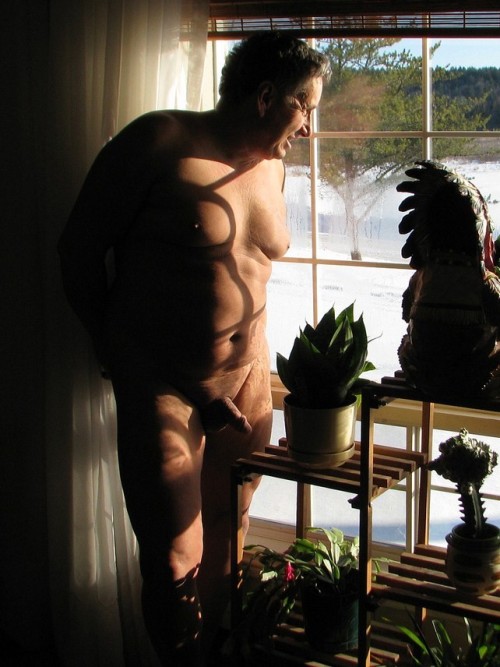 http://senioretgay2.tumblr.com/post/14630161884