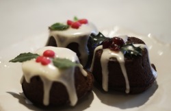 chocolate ‘Christmas Pud’ cupcakes