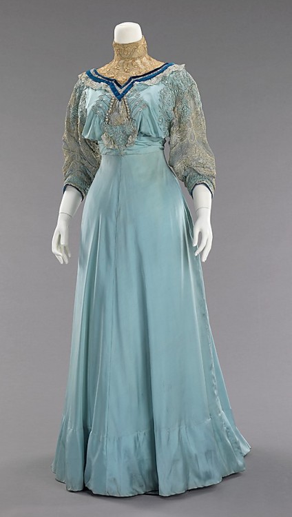 ornamentedbeing:  Dress, Afternoon House of Paquin 1906–8 Met 