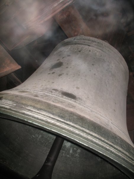 queenofshiva:  oh look what i found.when i went to Paris I was taking pictures of the Notre Dame bell and managed to snap the face in the upper right area.a few other kids in my class got it too.i’d like to underline the fact that when i took this the